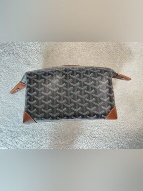 Balck Brown Patterned Canvas Toiletry Bag